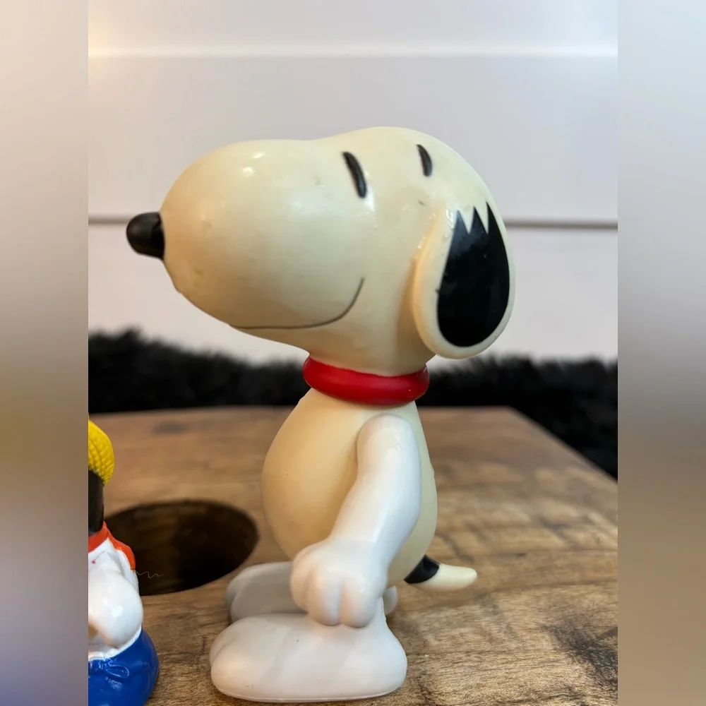 Snoopy Figurine Set of 3 Cake Toppers Cowboy Hat 1999 Hasbro Peanuts Toys